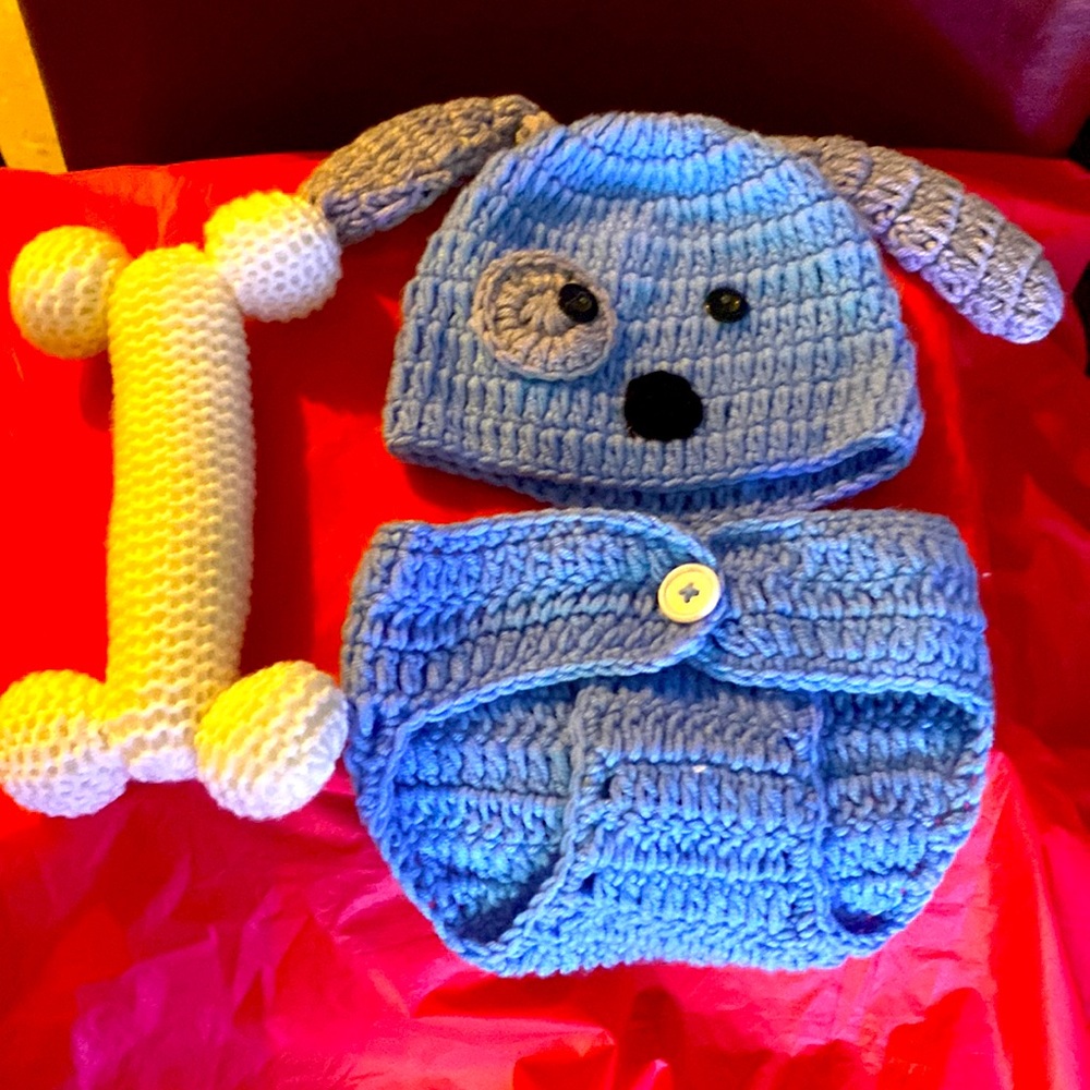 Infants Knitted Puppy Set